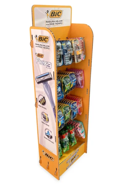 Mueble exhibidor de productos fabricado en cartón.